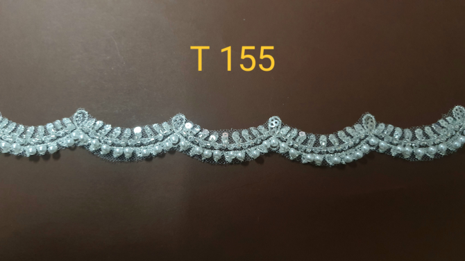 T 155 z koralikami i perłami